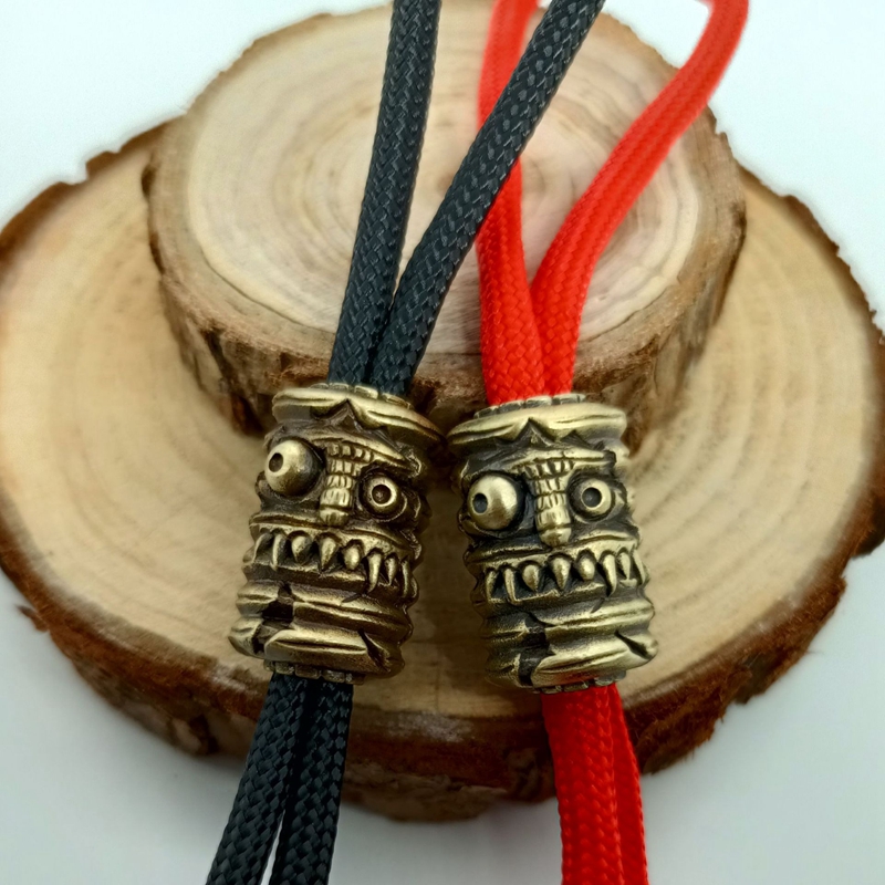 Paracord Survival Bracelet - Grin โคมไฟหน้าลูกปัดทองเหลืองมีดเครื่องประดับกำไล paracord DIY กลางแจ้งเชือกปีนเขา EDC
